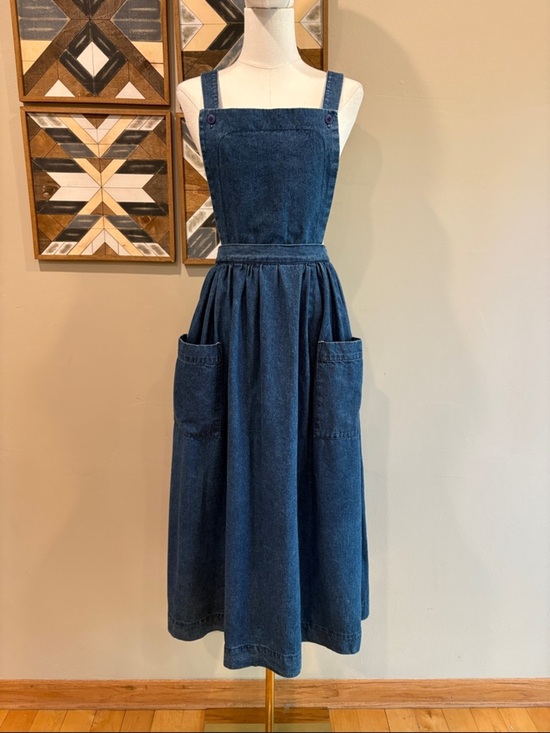 Vintage Dresses & Skirts - Vintage Bullocks Country Collections Denim Cotton Overall Dress size 8